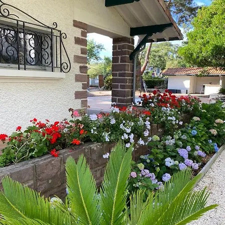 De Charme Avec Piscine à 500m Des Plages